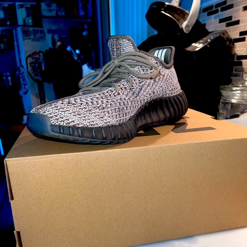 Yezzy Boost V2